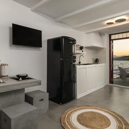 Nyaraló Peter's Sea And Sαnd Adámasz