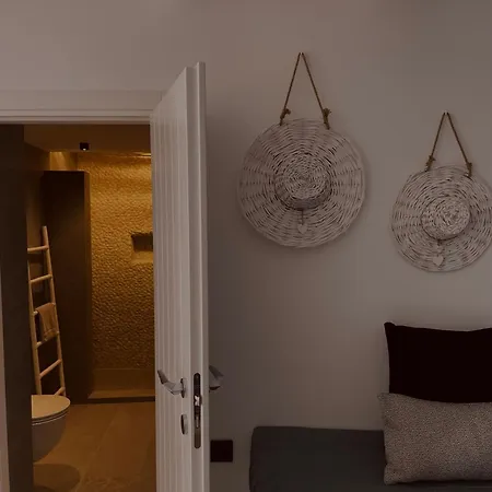 Peter's Sea&sαnd * Adamantas (Milos)